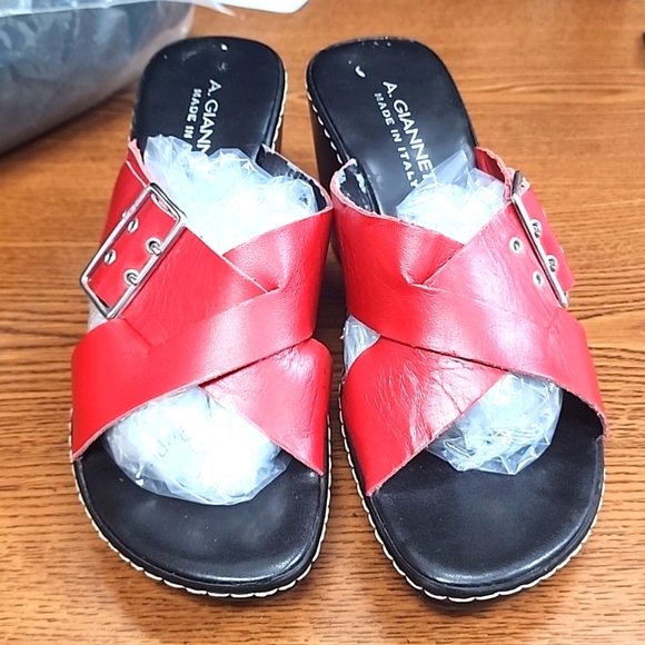 A. Gianetti red leather buckle wedge heels - Picture 2 of 6